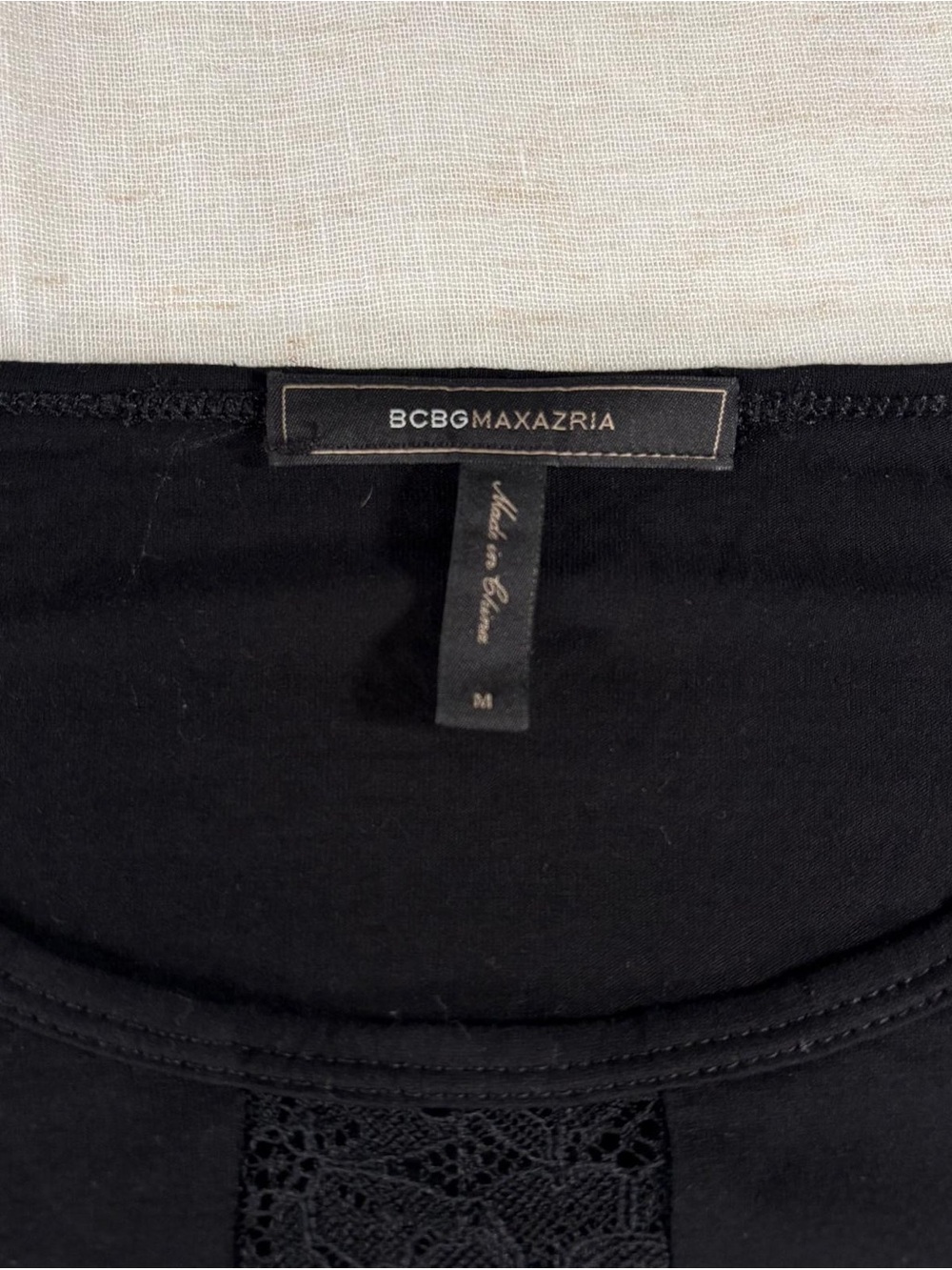 BCBGMAXAZRIA Black Solid Scoop Neck Long Sleeve Lace Hem Women's Top M - Picture 2 of 6